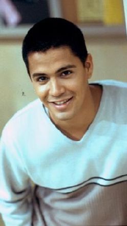 Jay_Hernandez17.jpg