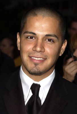 Jay_Hernandez9.jpg