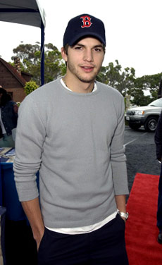 ashtonkutcher21.jpg